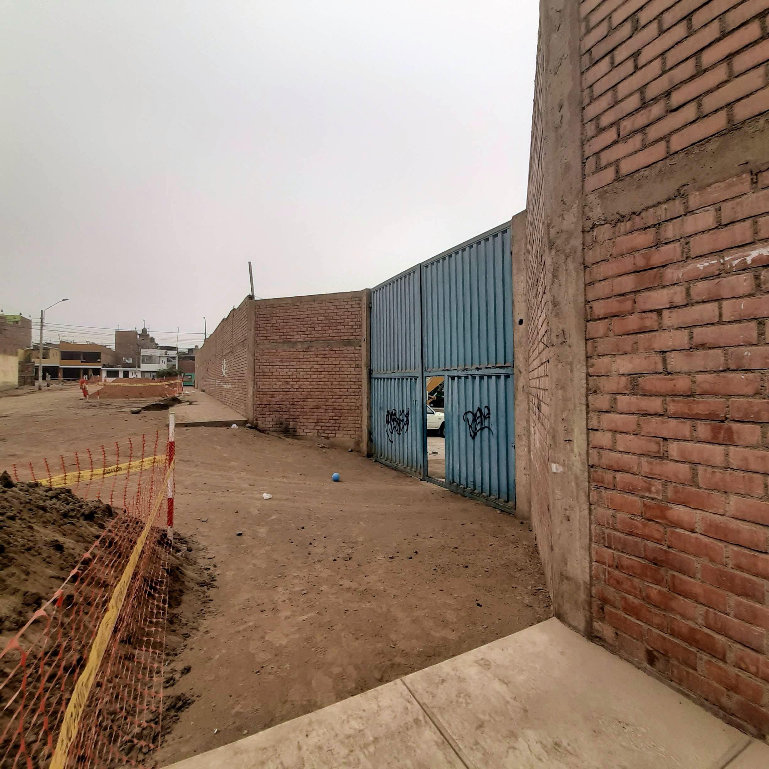 Terreno en Venta ubicado en Av. Túpac Amaru Terreno en Venta ubicado en Av. Túpac Amaru