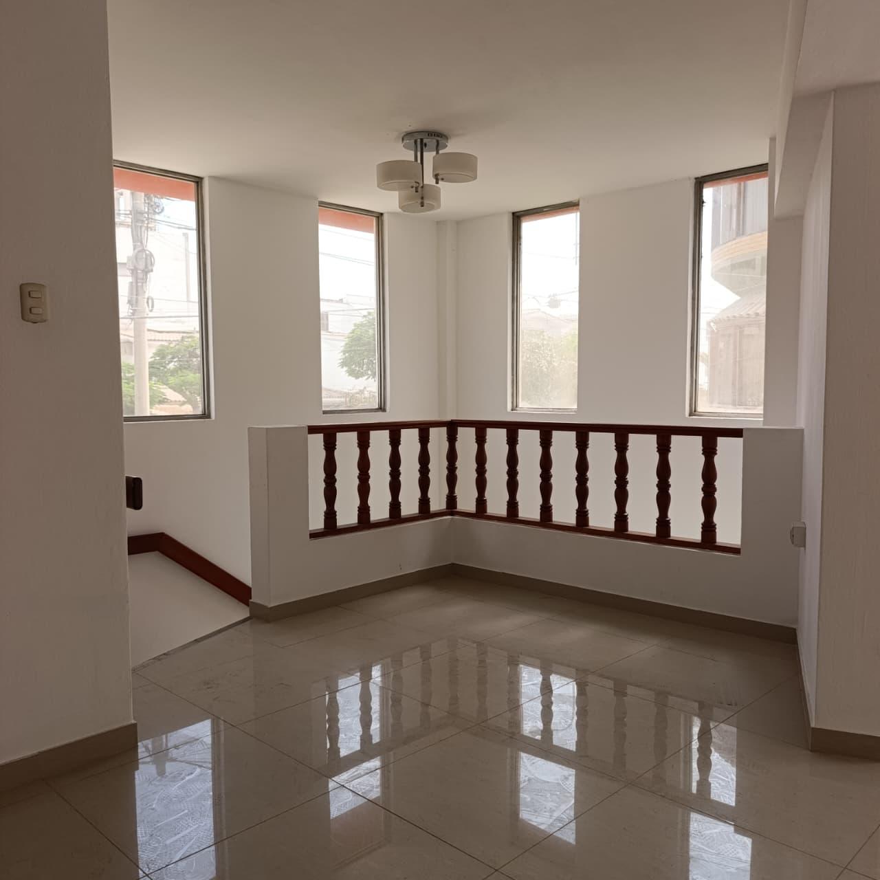 Departamento de 3 dormitorios y 2 baños ubicado en San Borja Departamento de 3 dormitorios y 2 baños ubicado en San Borja