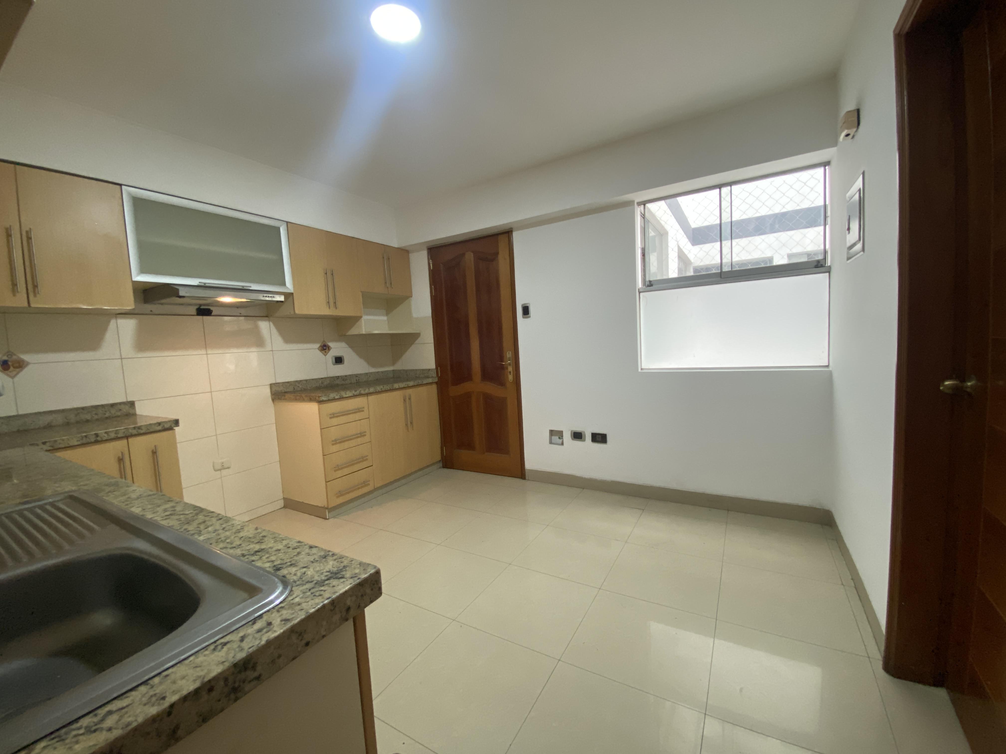 Departamento en Venta de 3 dormitorios ubicado en San Borja Departamento en Venta de 3 dormitorios ubicado en San Borja