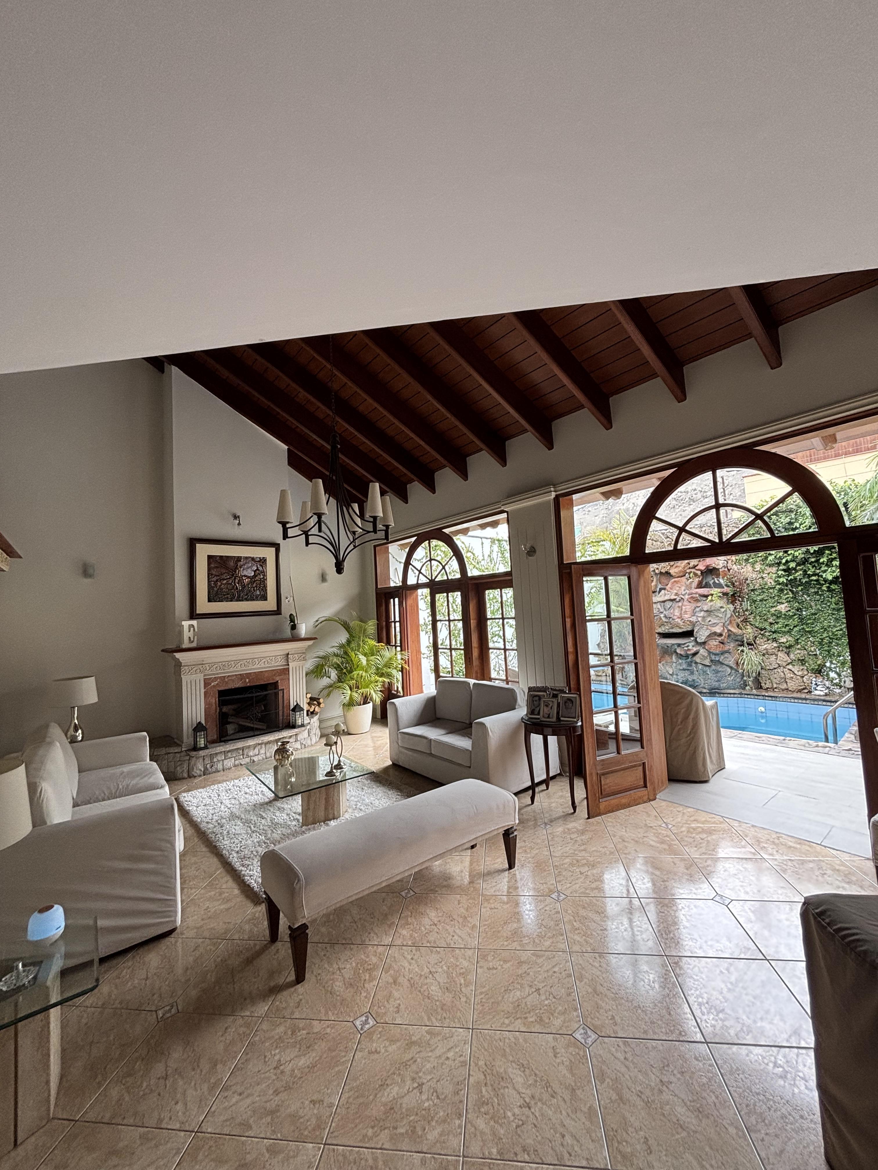 Casa en Alquiler y permite mascotas Casa en Alquiler y permite mascotas