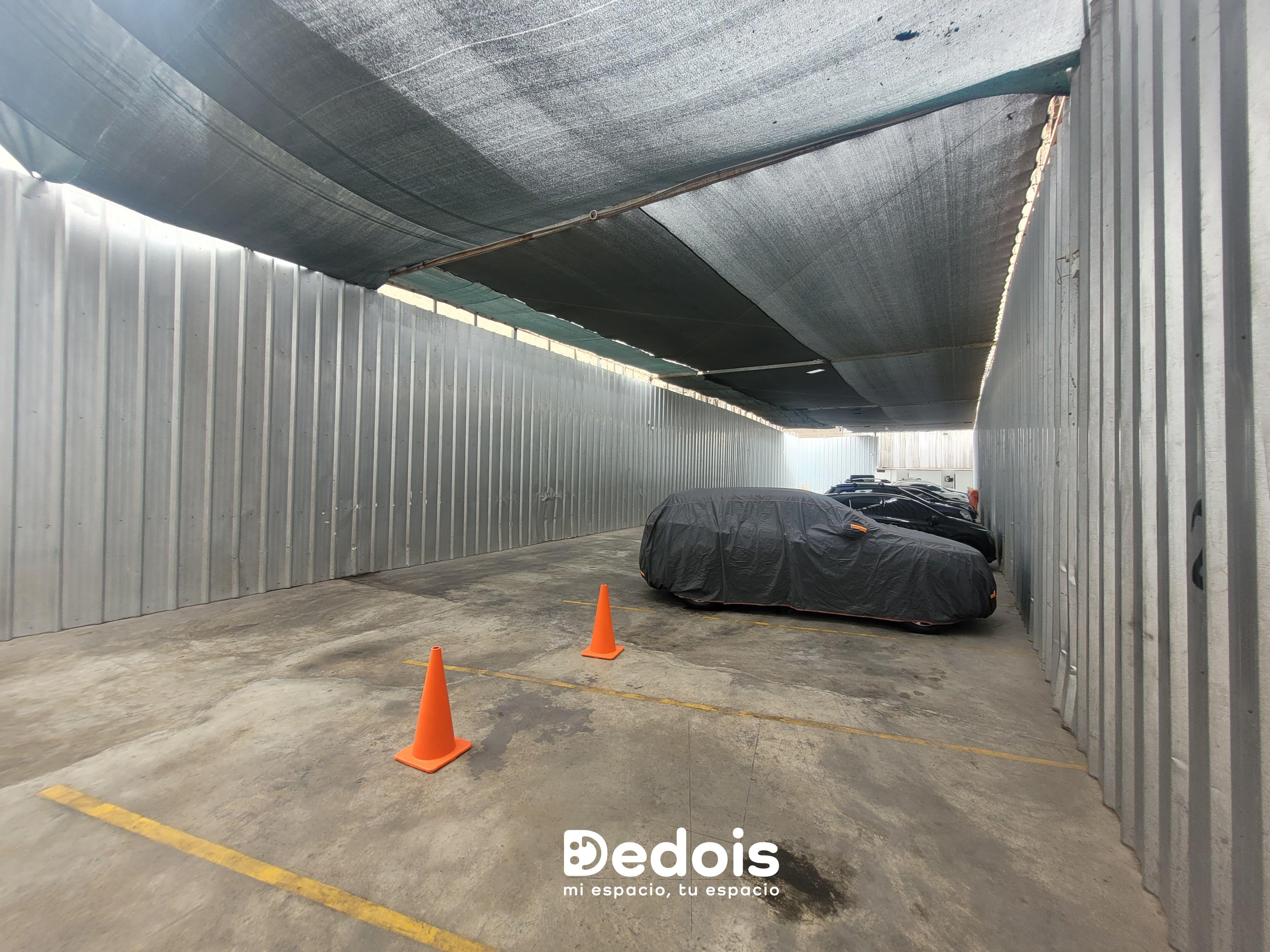 Amplio Terreno Comercial ubicado en Cercado De Lima Amplio Terreno Comercial ubicado en Cercado De Lima