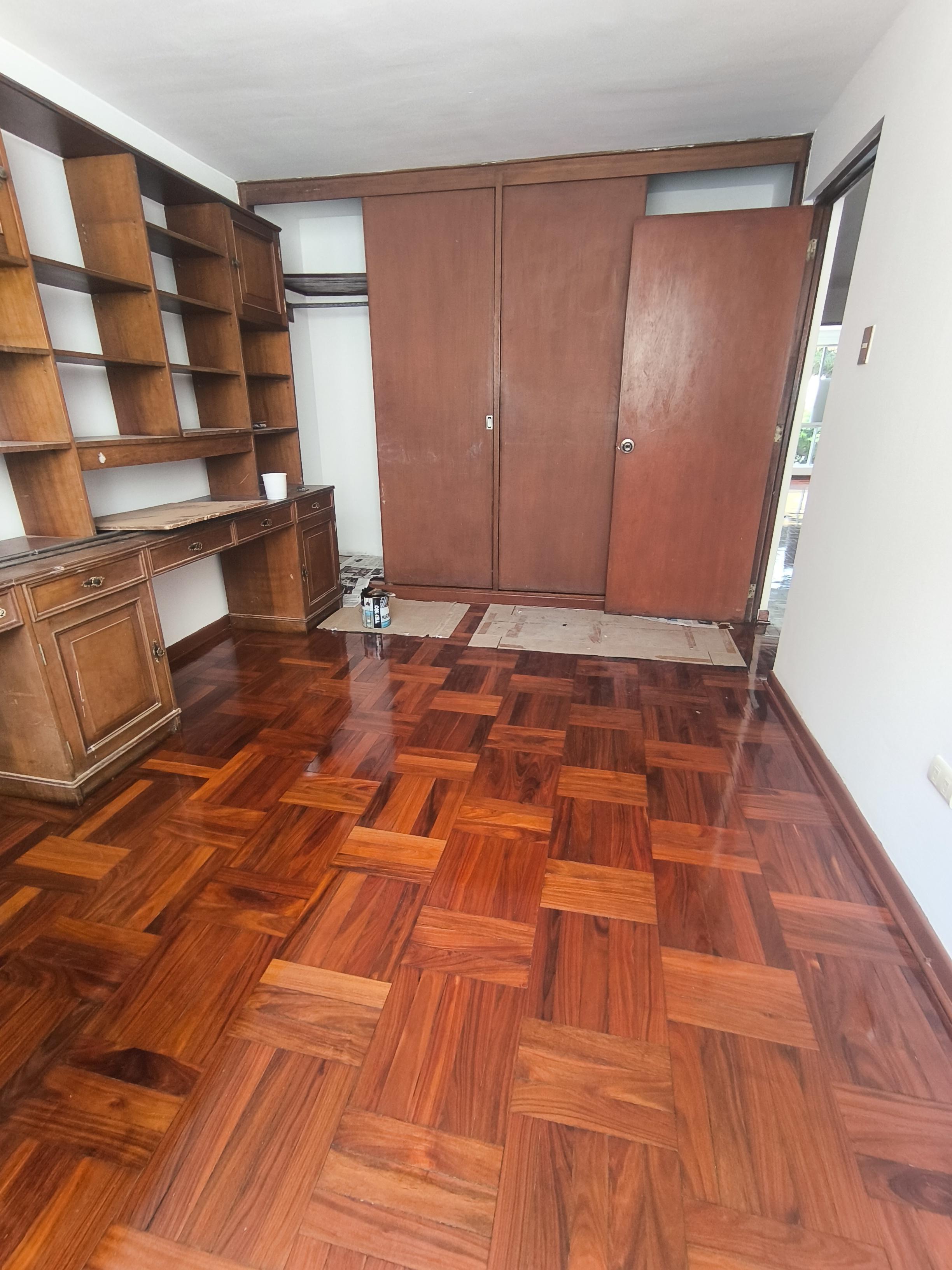Casa en Alquiler ubicado en Centro Comercial El Polo Casa en Alquiler ubicado en Centro Comercial El Polo