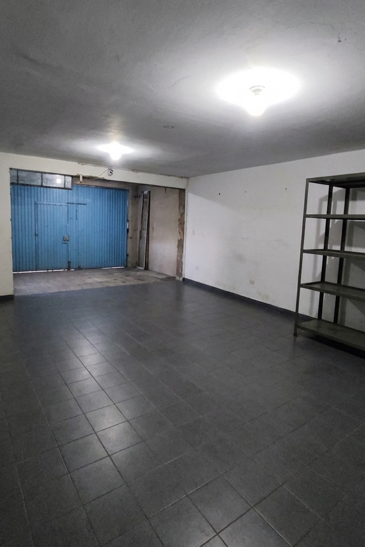 Casa de 6 dormitorios y 3 baños ubicado en San Martin De Porres Casa de 6 dormitorios y 3 baños ubicado en San Martin De Porres
