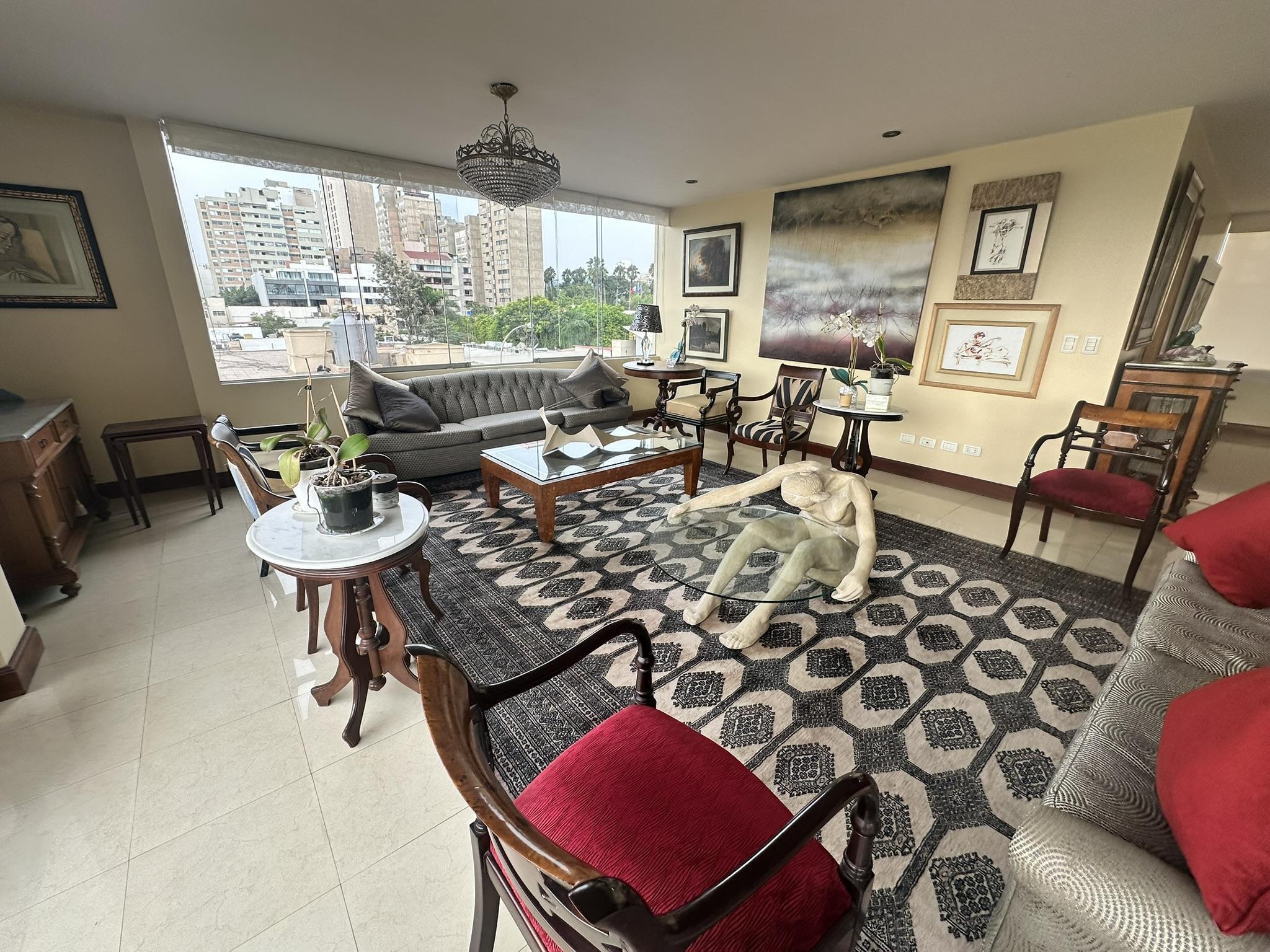 Espectacular Departamento ubicado en San Isidro Espectacular Departamento ubicado en San Isidro