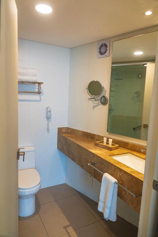 Hotel en Venta de 80 dormitorios ubicado en San Isidro Hotel en Venta de 80 dormitorios ubicado en San Isidro