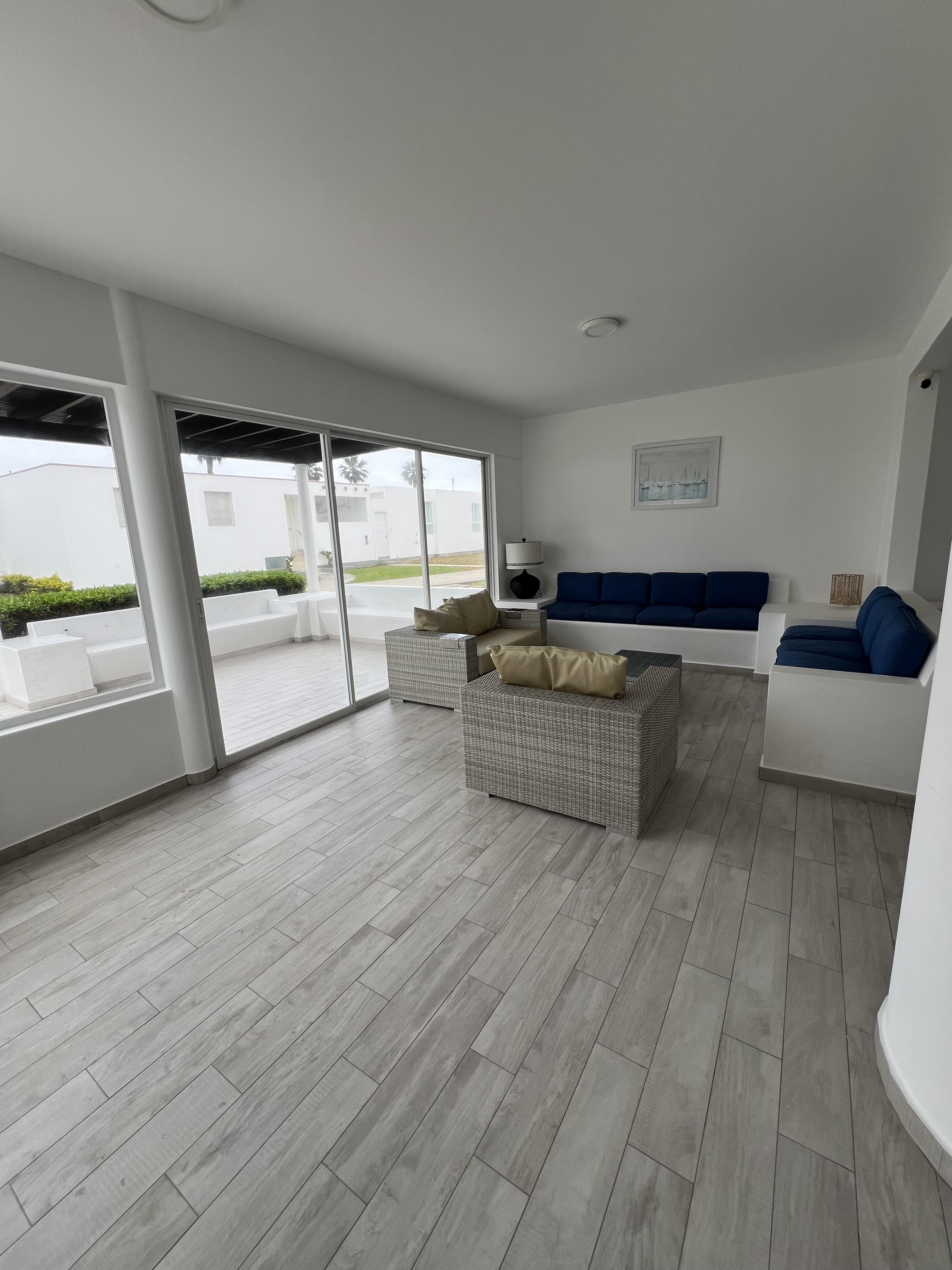 Casa de Playa en Venta de 4 dormitorios ubicado en Chilca Casa de Playa en Venta de 4 dormitorios ubicado en Chilca