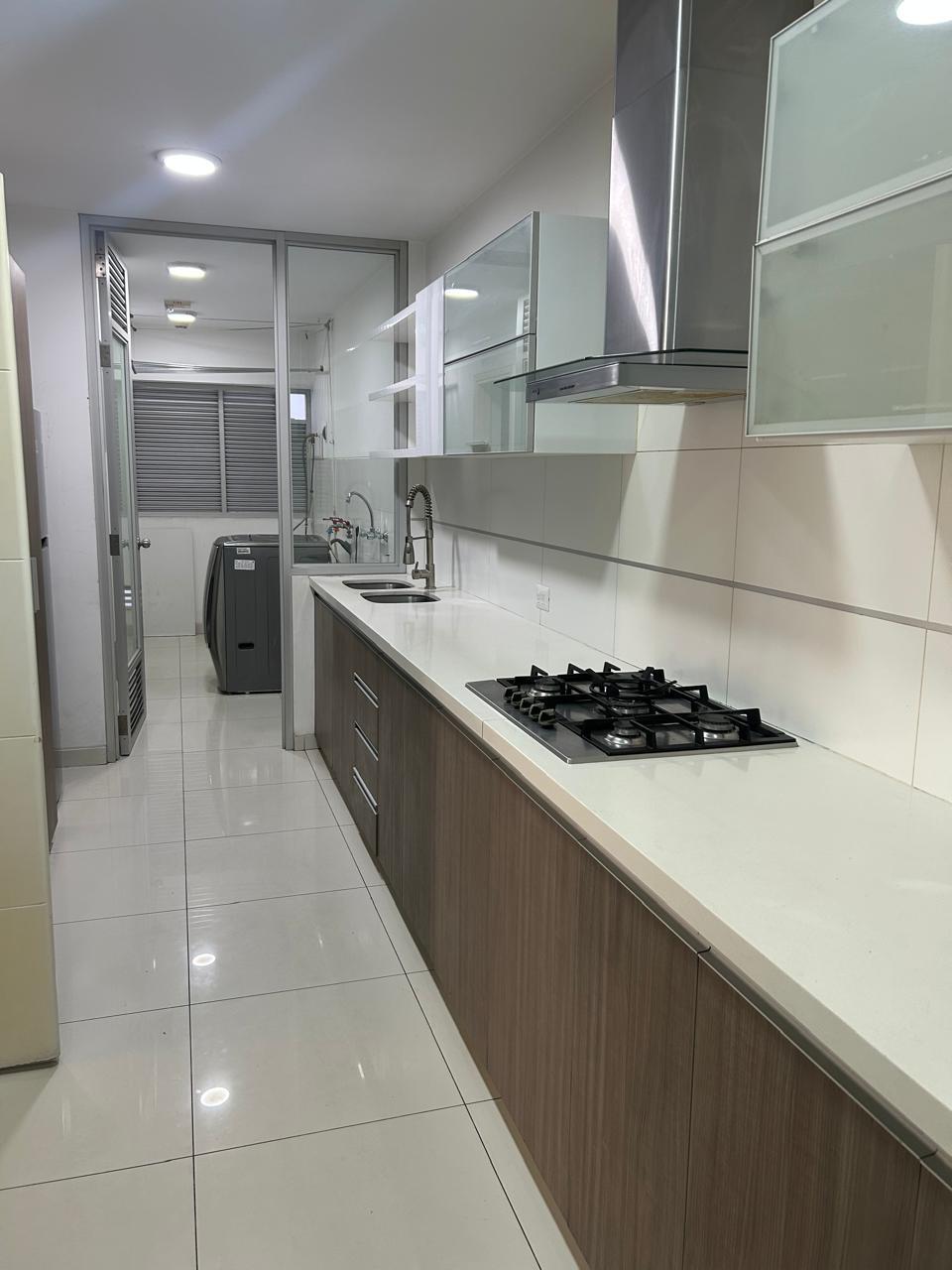 Departamento de 3 dormitorios y 3 baños ubicado en Santiago De Surco Departamento de 3 dormitorios y 3 baños ubicado en Santiago De Surco