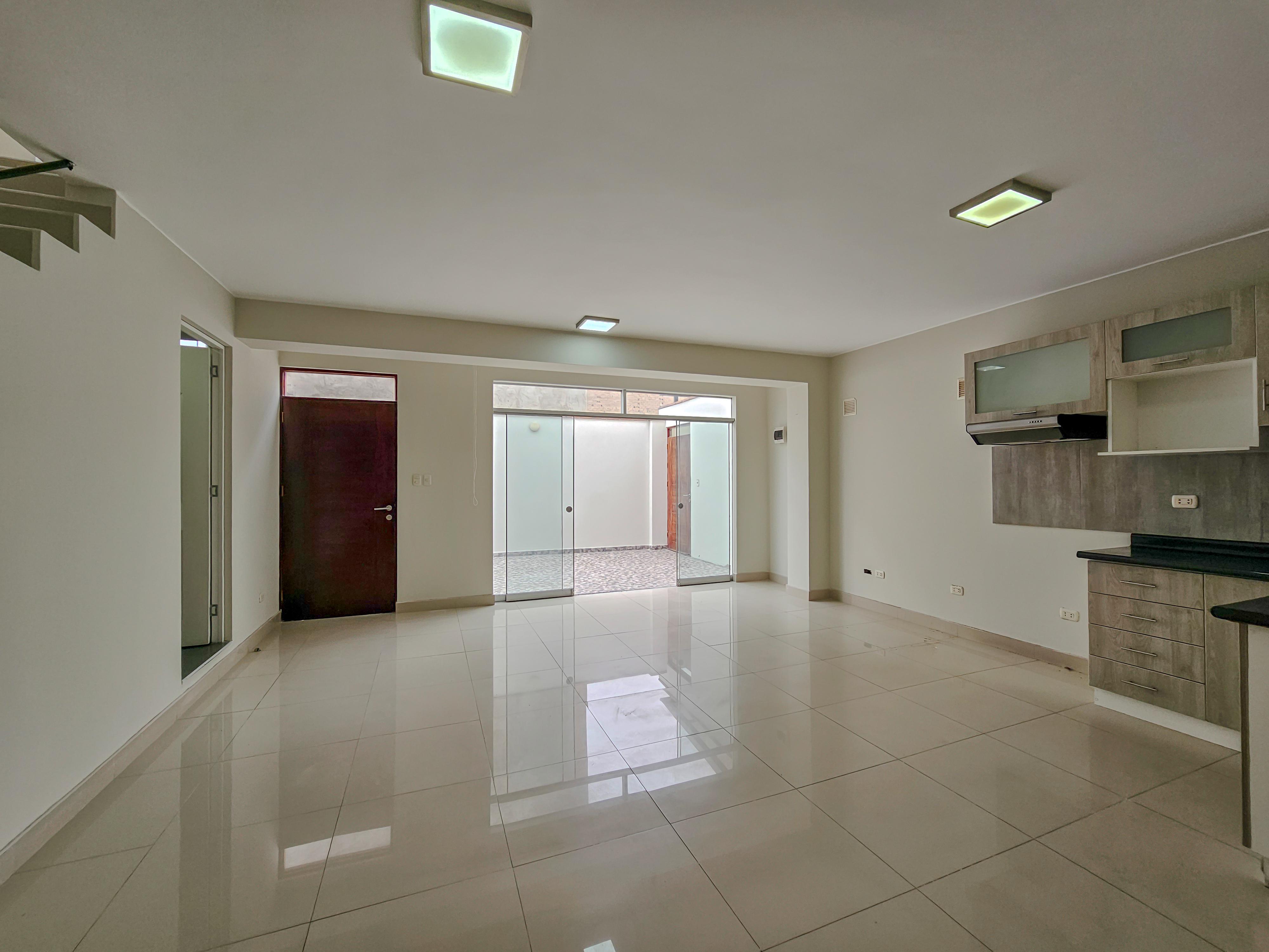 Departamento de 3 dormitorios y 2 baños ubicado en Santiago De Surco Departamento de 3 dormitorios y 2 baños ubicado en Santiago De Surco