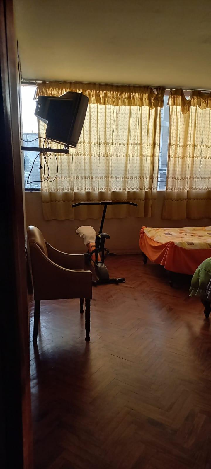Casa en Venta de 5 dormitorios ubicado en Chiclayo Casa en Venta de 5 dormitorios ubicado en Chiclayo