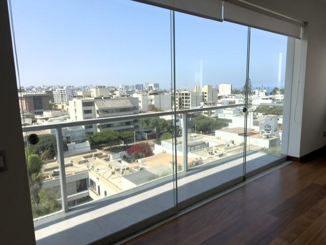 Departamento de 2 dormitorios y 2 baños ubicado en San Isidro Departamento de 2 dormitorios y 2 baños ubicado en San Isidro