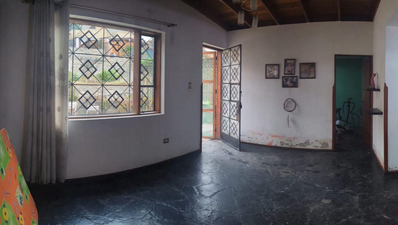 Casa de 4 dormitorios ubicado en Chaclacayo Casa de 4 dormitorios ubicado en Chaclacayo