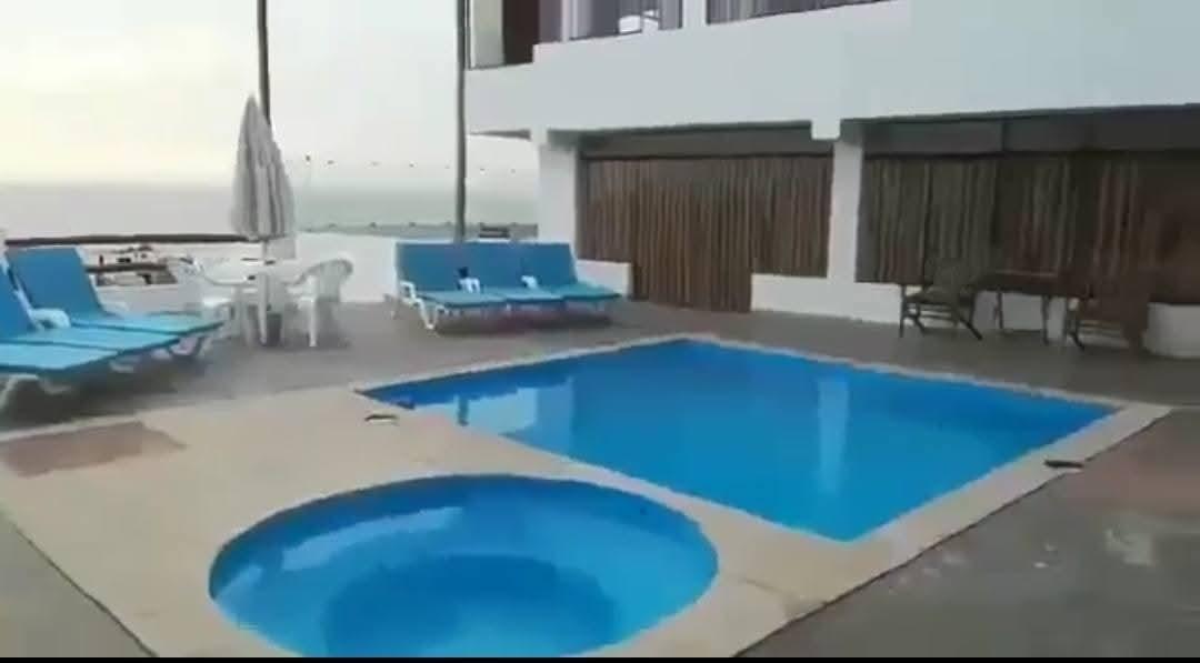 Casa de Playa en Alquiler de 7 dormitorios ubicado en Punta Negra Casa de Playa en Alquiler de 7 dormitorios ubicado en Punta Negra