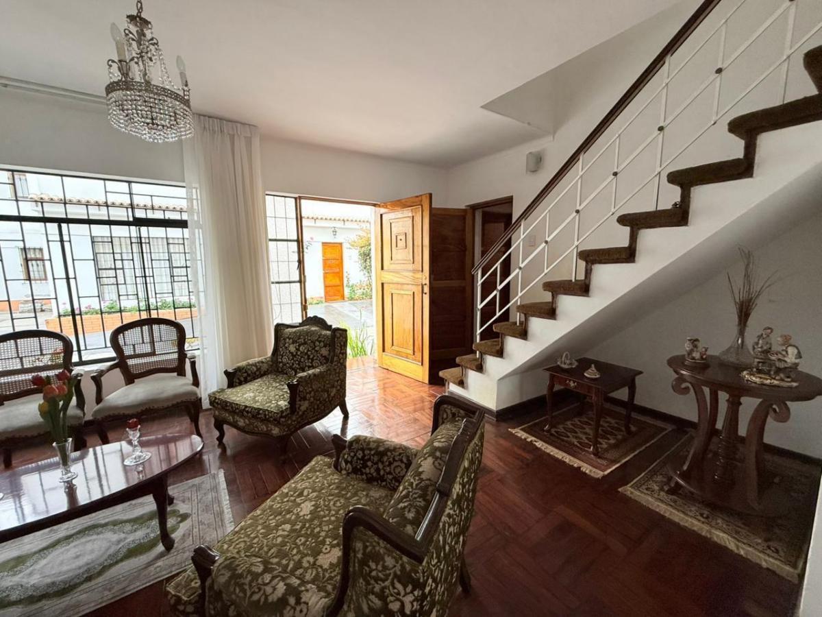 Casa en Venta ubicado en Pasaje Octavio Bernal 5 Casa en Venta ubicado en Pasaje Octavio Bernal 5