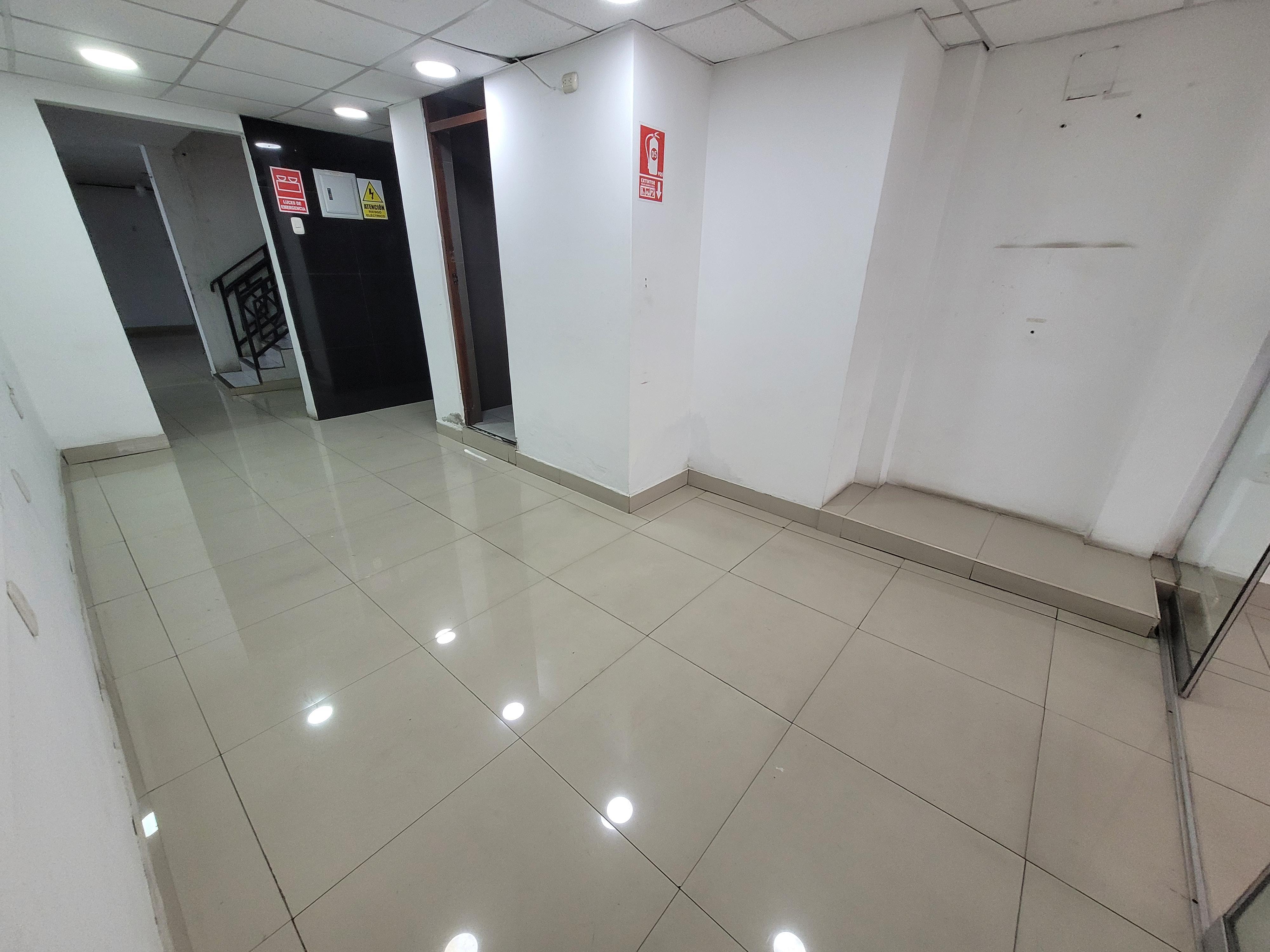 Oportunidad única Local comercial ubicado en Los Olivos Oportunidad única Local comercial ubicado en Los Olivos