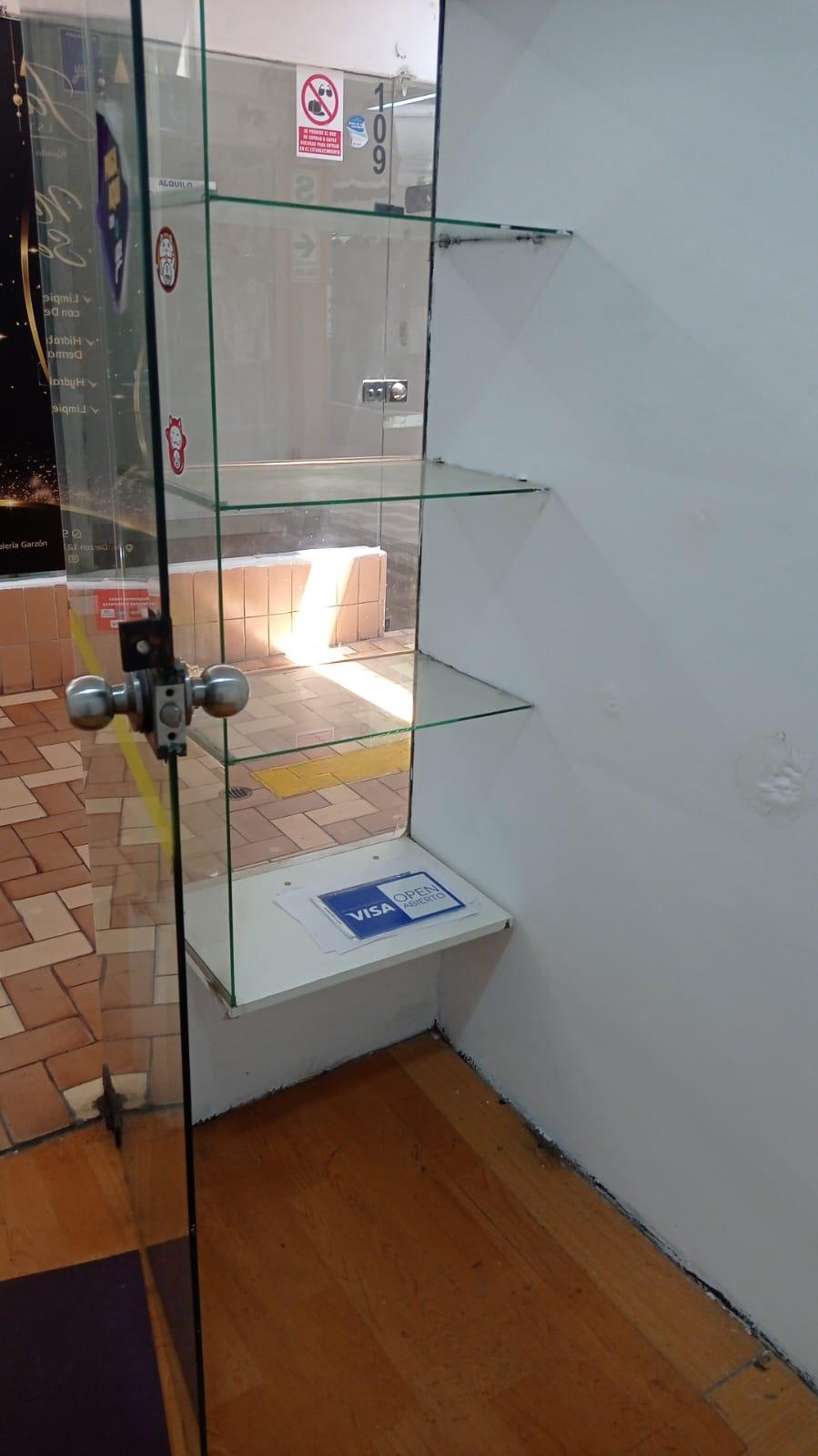 Local comercial en Venta ubicado en Av. República Dominicana 211 Local comercial en Venta ubicado en Av. República Dominicana 211