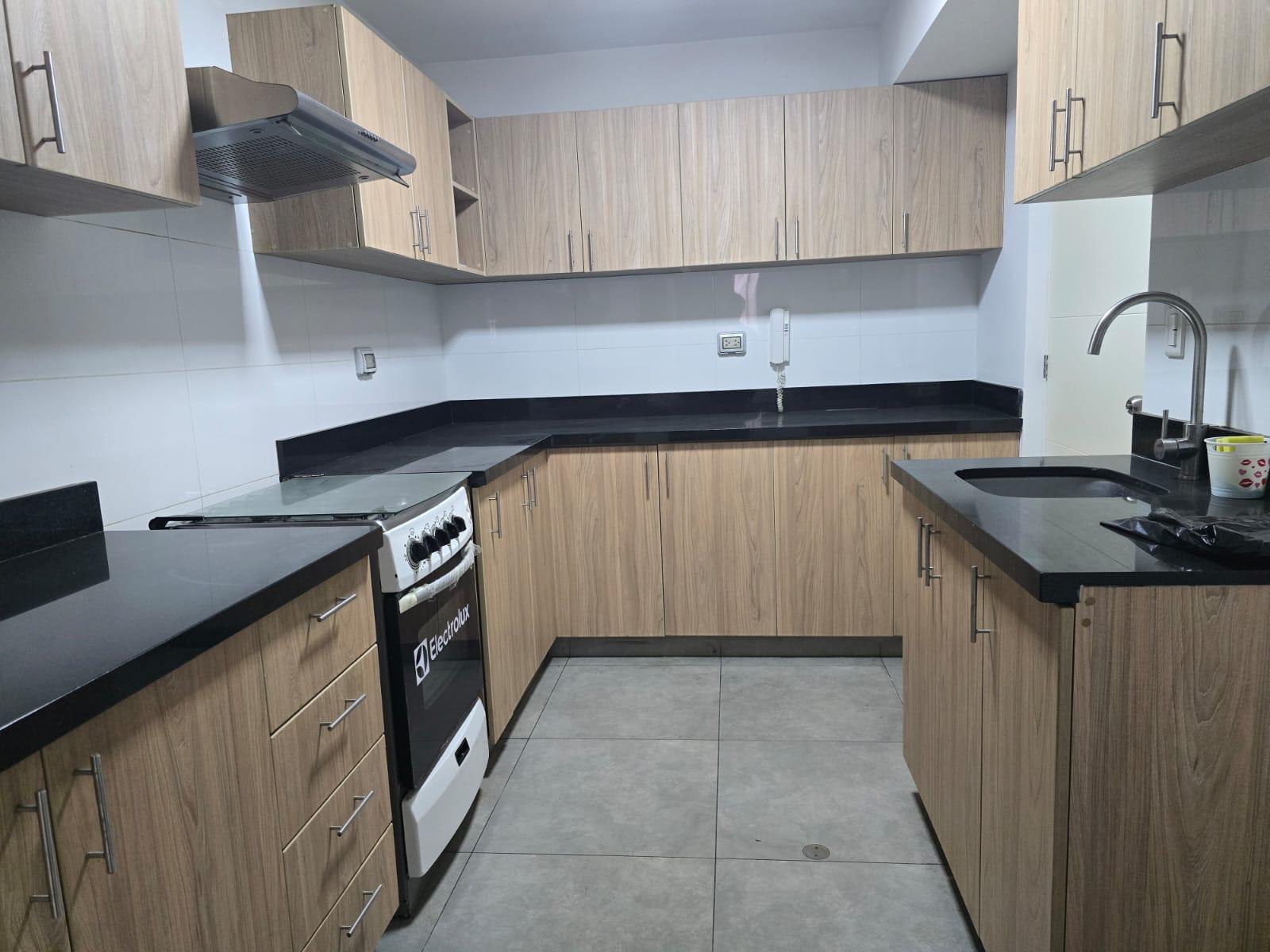 Departamento de 2 dormitorios y 3 baños ubicado en Miraflores Departamento de 2 dormitorios y 3 baños ubicado en Miraflores