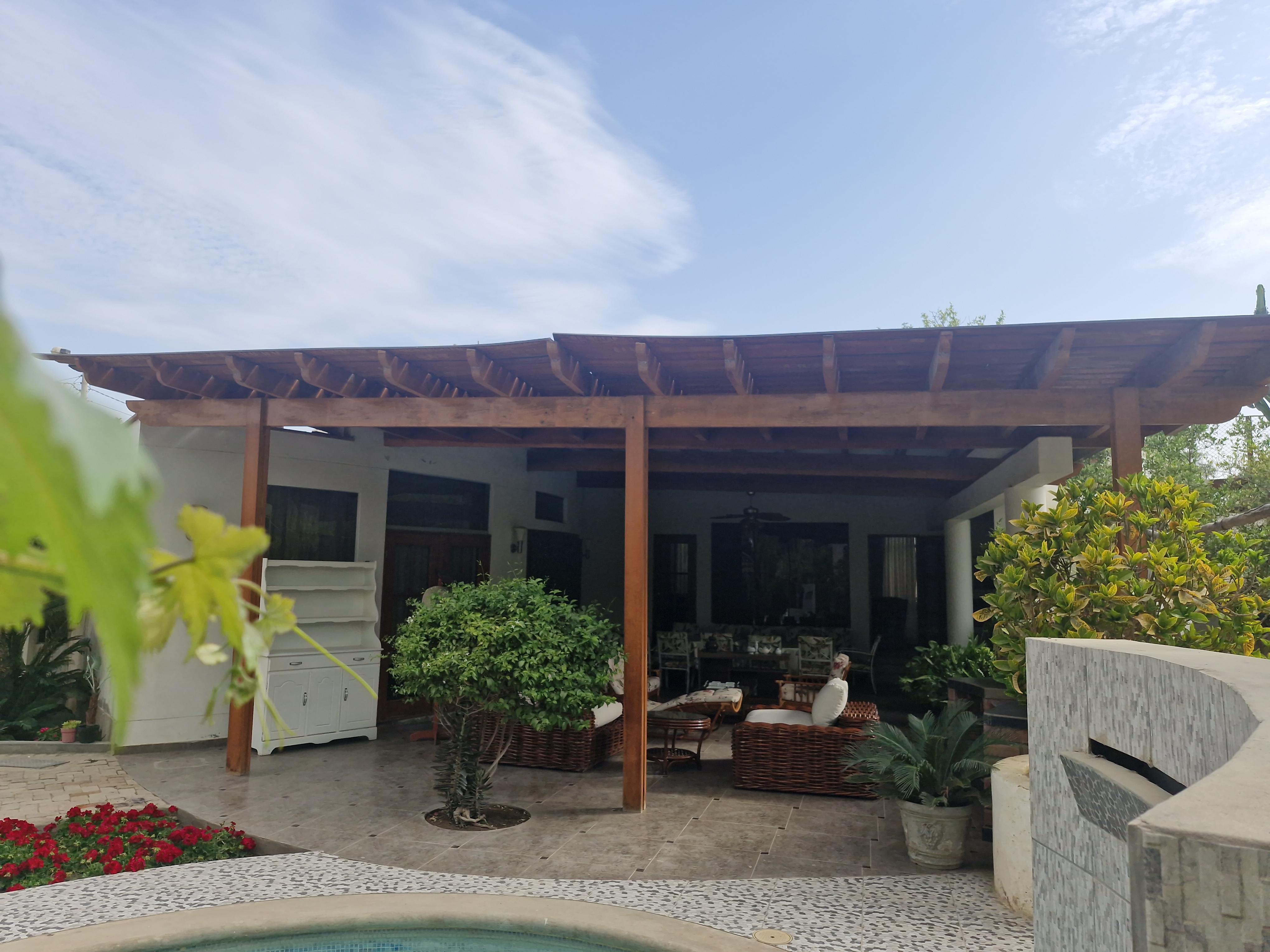 Casa de 4 dormitorios y 4 baños ubicado en San Juan Bautista Casa de 4 dormitorios y 4 baños ubicado en San Juan Bautista