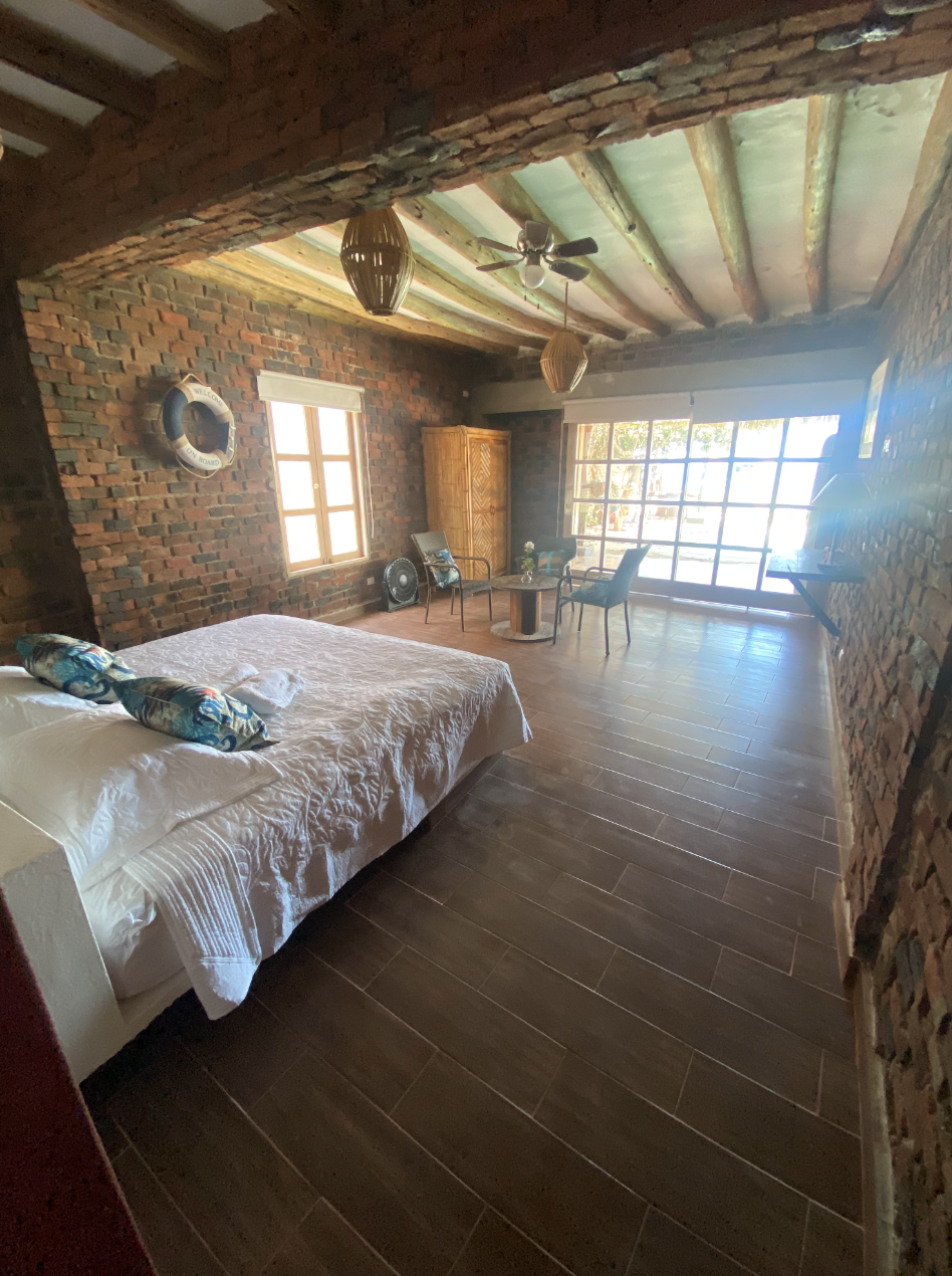 Casa de Playa de 8 dormitorios y 8 baños ubicado en Piura Casa de Playa de 8 dormitorios y 8 baños ubicado en Piura