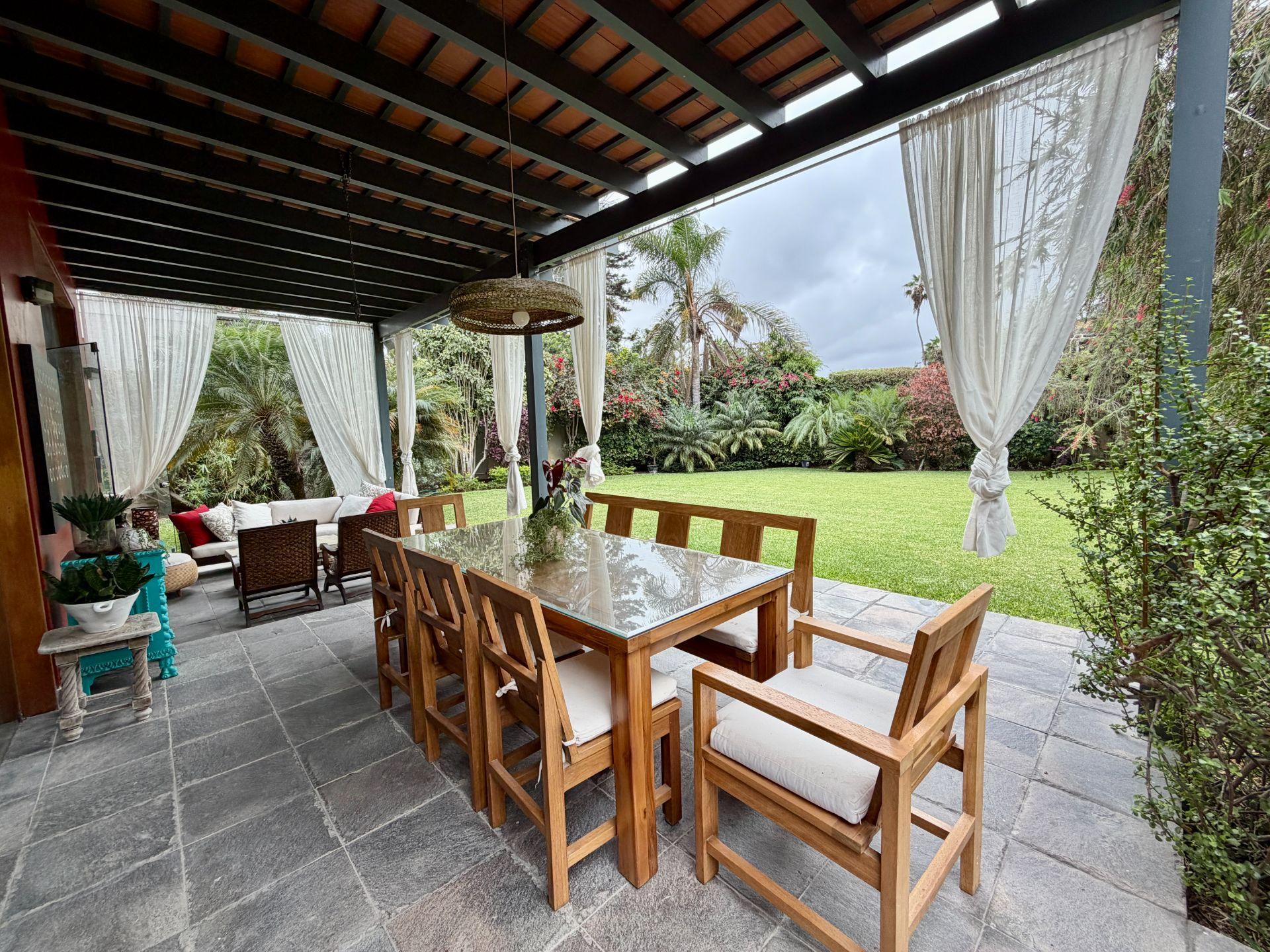 Casa en venta en Chorrillos
